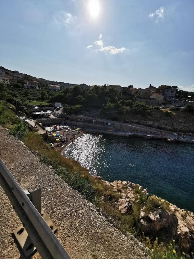 Tin 2 Διαμέρισμα Vrbnik Εξωτερικό φωτογραφία
